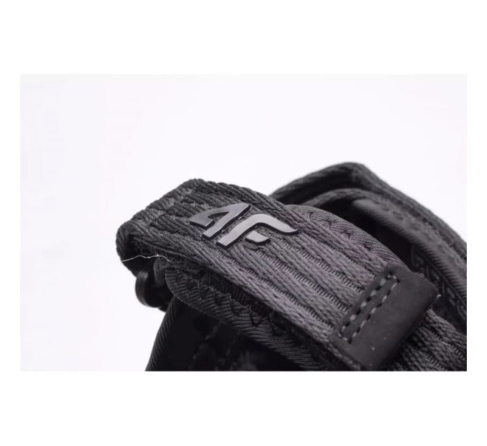 Sandále 4F W 4FSS23FSANF015-20S ženy Sandále 4F W 4FSS23FSANF015-20S ženy