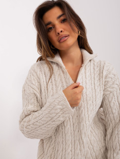 Svetlý béžový vlnený pletený sveter