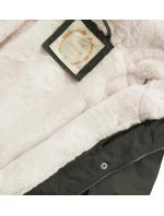 Dámská zimní bunda parka v army barvě s kapucí a odepínací kožešinovou podšívkou model 21242078 - Libland