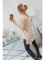 Halenka s potiskem a delšími zády béžová Halenka s potiskem a delšími zády béžová