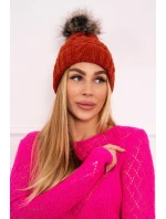 Fleecová kostkovaná čepice model 18750205 červená - K-Fashion Fleecová kostkovaná čepice model 18750205 červená - K-Fashion