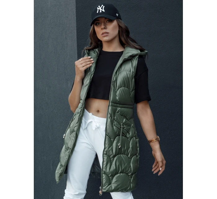 Dámská prošívaná dlouhá vesta s kapucí zelená Dstreet model 21979326 - FashionStreet Dámská prošívaná dlouhá vesta s kapucí zelená Dstreet model 21979326 - FashionStreet