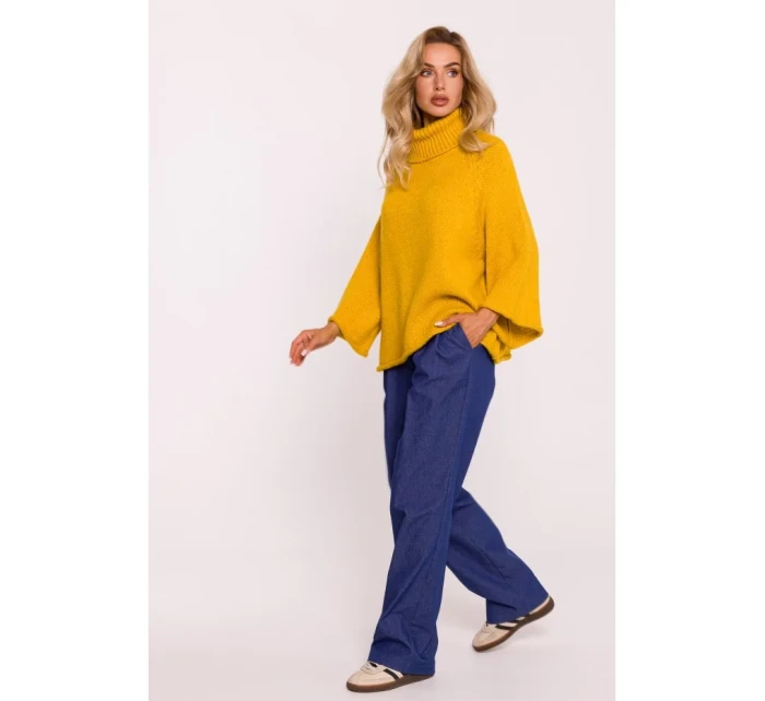 M822 Trapézový sveter s rolákom - medový M822 Trapézový sveter s rolákom - medový