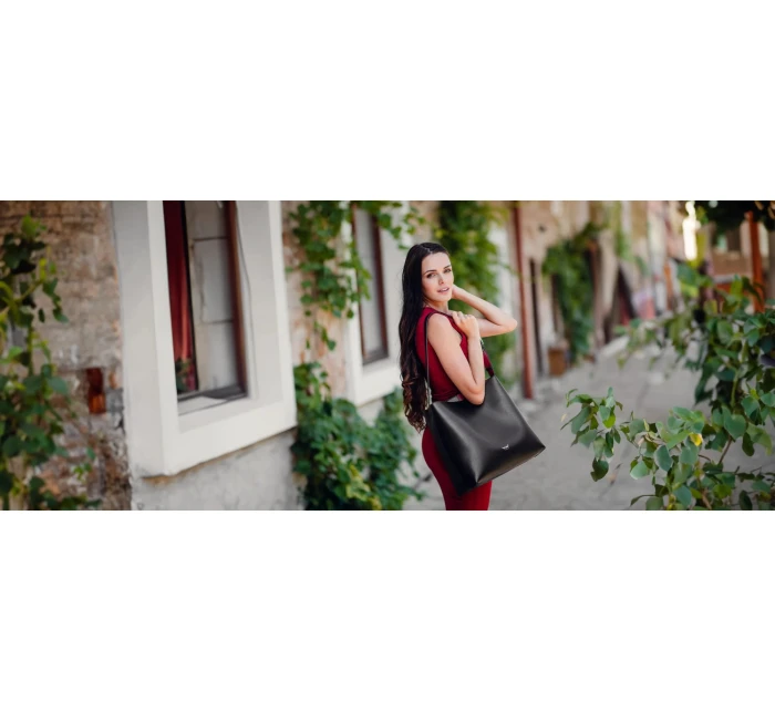 Kabelka VUCH Justeene Black Kabelka VUCH Justeene Black