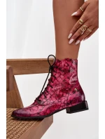 Kožené vzorované kotníkové boty na ploché podrážce model 21714214 Růžové - Maciejka