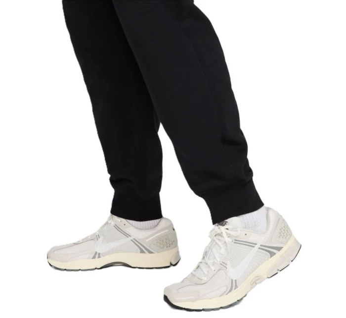 Nohavice Nike Club M FN3787-010 Nohavice Nike Club M FN3787-010