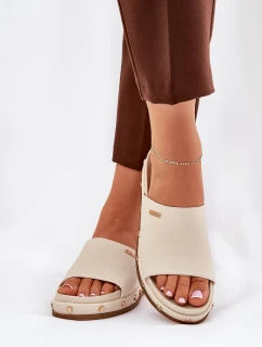 Klapki Damskie Na Platformie Z Ćwiekami Big Star RR274215 Beżowe