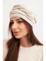Dámska zimná vlnená čiapka s ozdobným vzorom a kamienkami K397 béžová