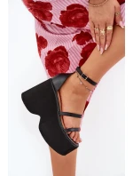 Dámské Sandály Na Masivní Platformě A Klínu Černé model 21688207 - Boto Dámské Sandály Na Masivní Platformě A Klínu Černé model 21688207 - Boto