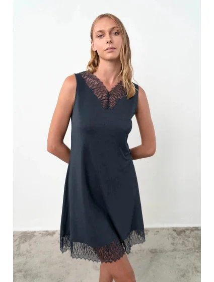 Dámska nočná košeľa Lutecia 18182 tmavo modrá - Vamp Dámska nočná košeľa Lutecia 18182 tmavo modrá - Vamp