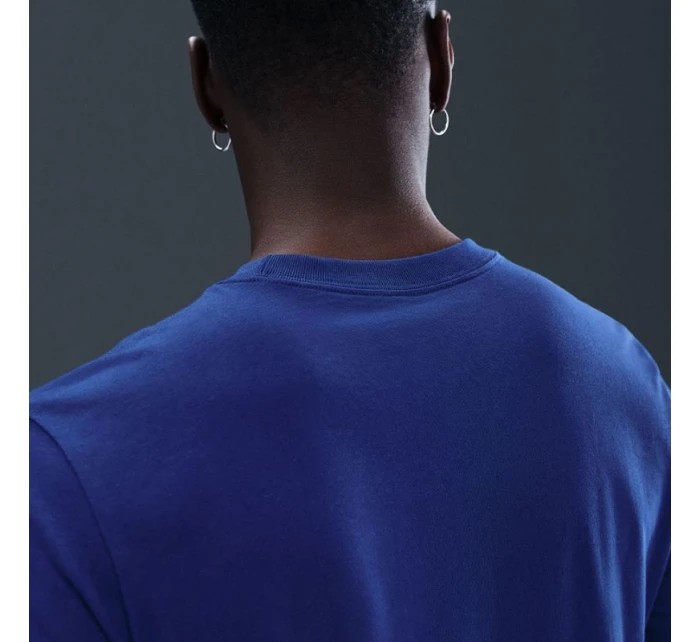 Tričko Nike FC Barcelona Crest Tee 25/26 HQ8405-455 Tričko Nike FC Barcelona Crest Tee 25/26 HQ8405-455