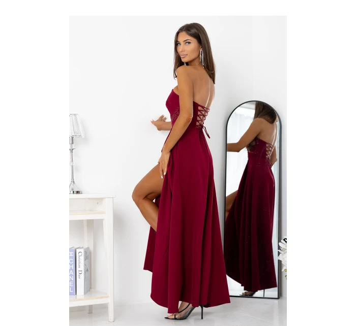 Dámske dlhé šaty model 222674 burgundy - With You