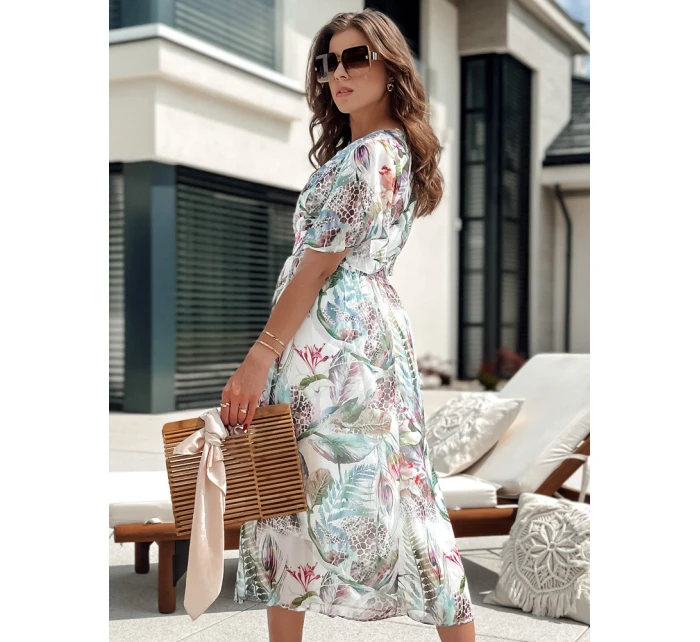 šaty bílé Dstreet model 21978076 - FashionStreet šaty bílé Dstreet model 21978076 - FashionStreet