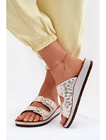 Dámské pantofle s přezkami model 22094889 Bílé - Inblu