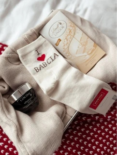 Dámské ponožky S Nápisem I Love Babcia Ecru