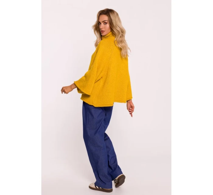 M822 Trapézový sveter s rolákom - medový M822 Trapézový sveter s rolákom - medový