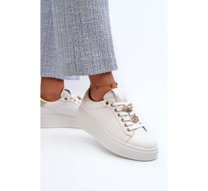 Dámské kožené tenisky na platformě s ozdobnými D&A Bílé model 21660251 - S.Barski