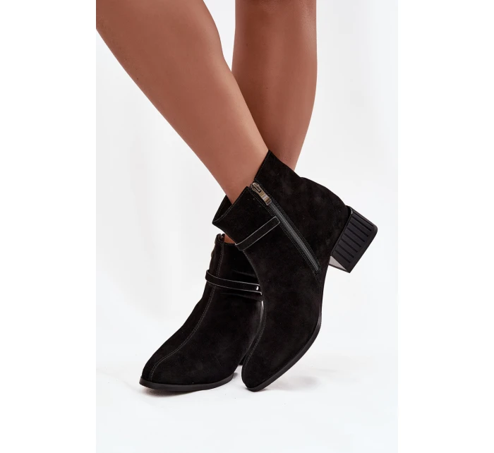 Dámské kozačky z přírodního semiše na klínu zateplené model 21715520 Černé - D&A