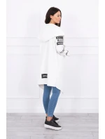 Voľný sveter s nápisom 033 krémový - Kesi