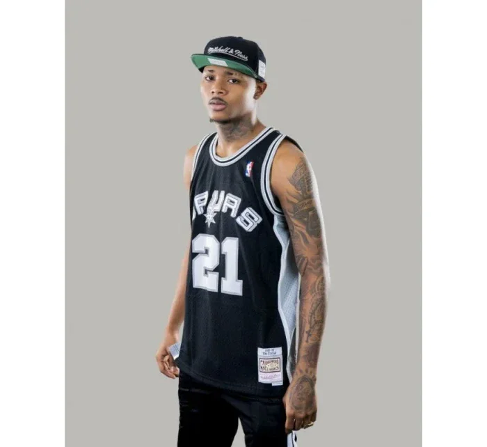 Mitchell & Ness NBA Swingman San Antonio Spurs Tim Duncan dres SMJYGS18208-SASBLCK98TDU pánske Mitchell & Ness NBA Swingman San Antonio Spurs Tim Duncan dres SMJYGS18208-SASBLCK98TDU pánske