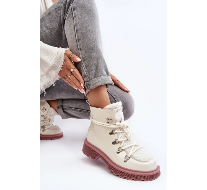 Lakierowane Skórzane Botki Trapery Damskie GOE MM2N4083 Białe