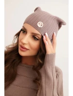 Dámská čepice s proužky a ozdobným knoflíkem s přídavkem vlny a modalu fango Dámská čepice s proužky a ozdobným knoflíkem s přídavkem vlny a modalu fango