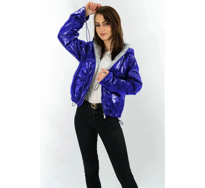 Svetlo modrá lesklá prešívaná dámska bunda s kapucňou (B9560)