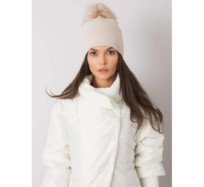 Dámská čepice JK CZ 34 model 15837361 béžová - FPrice