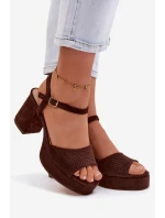 Dámské sandály na podpatku z eko semiše čokoládové model 21951411 - Boto