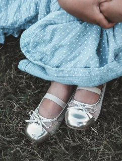 Balerinki Dziecięce Z Kokardką Złote Jellema