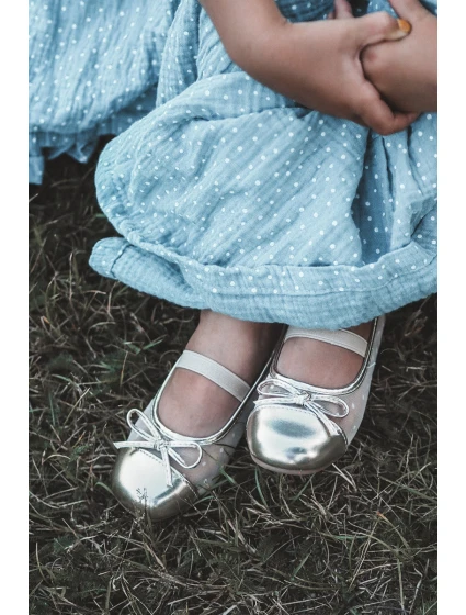 Dětské s mašlí Zlaté model 21663116 - Boto