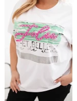 Dámská halenka Plus Size s flitrovým nápisem bílá + zelená Dámská halenka Plus Size s flitrovým nápisem bílá + zelená