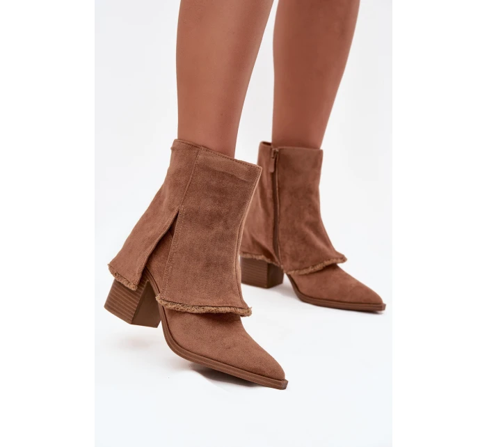 Dámské kotníkové boty na podpatku s límcem světle hnědé model 21714385 - Boto