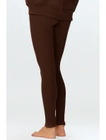 Dkaren Oseye-Kpl farba: čokoláda Dkaren Oseye-Kpl farba: čokoláda