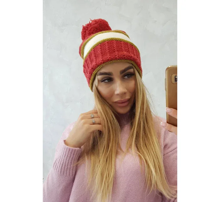Dámska čiapka Kinga K297 červená+svetlá khaki+ecru Dámska čiapka Kinga K297 červená+svetlá khaki+ecru