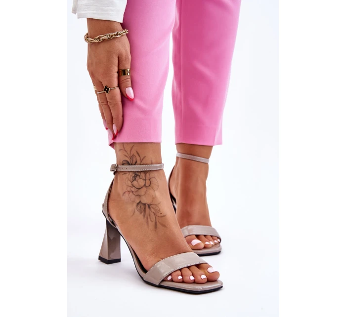 Lakierowane Sandały Na Obcasie Szare Owen Lakierowane Sandały Na Obcasie Szare Owen