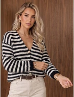 Kardigan damski oversize w model 22404921 - FashionStreet Kardigan damski oversize w model 22404921 - FashionStreet