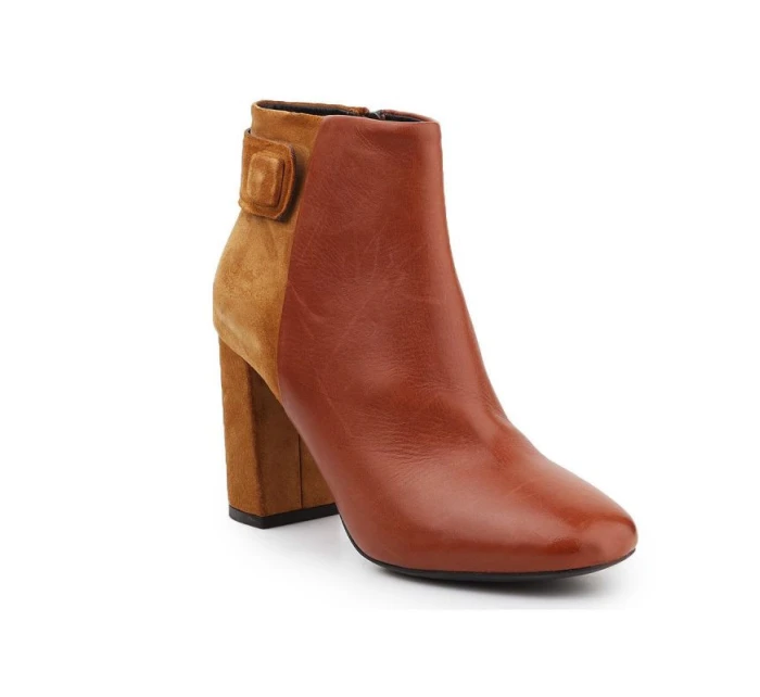 Boty D H C W model 20837874 - Geox