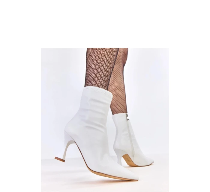 Boty na podpatku  model 218541 Solea