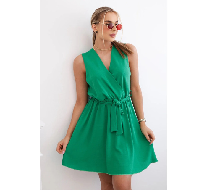 Rozšířené šaty zavazované v pase zelený