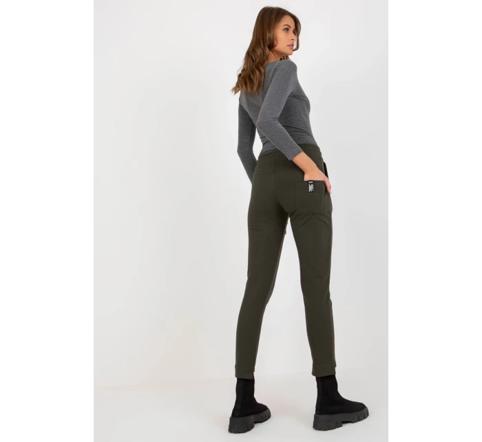 Tepláky model 191229 Relevantnosť Tepláky model 191229 Relevantnosť