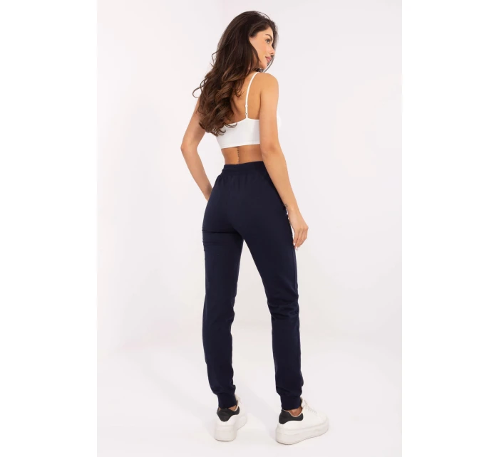 Tepláky model 216151 Továrenská cena