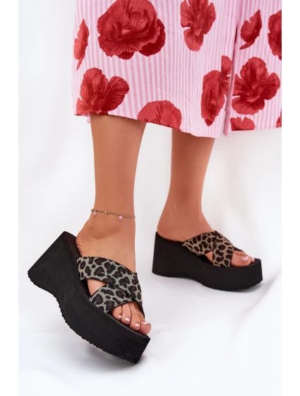 Dámské Klapky Na Klínu A Platformě Leopardí Černé model 21688200 - Boto