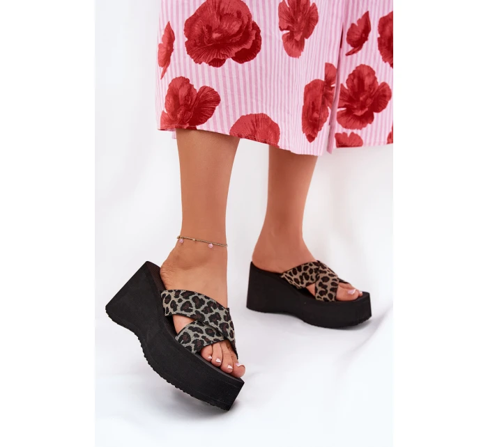 Dámské Klapky Na Klínu A Platformě Leopardí Černé model 21688200 - Boto