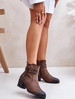 Dámske členkové topánky na podpätku ASA128-37 model 201545 Brown - Jezzi