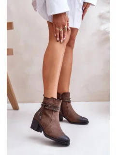 Dámské kotníkové boty na podpatku model Hnědá  model 20739877 - JEZZI