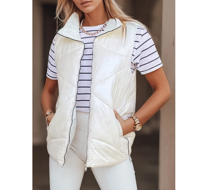 Dámská prošívaná vesta krémová Dstreet model 21965688 - FashionStreet