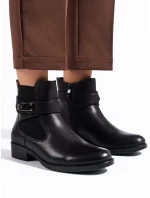 Zajímavé kotníčkové boty černé dámské na plochém podpatku Zajímavé kotníčkové boty černé dámské na plochém podpatku