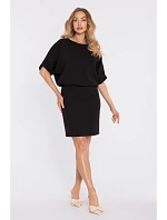 šaty s rozparkem na zádech černé model 22040493 - Moe šaty s rozparkem na zádech černé model 22040493 - Moe