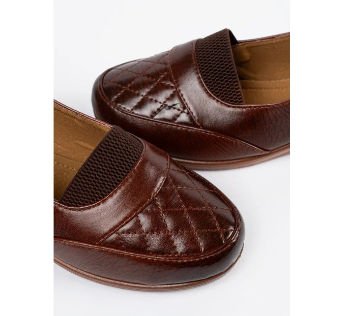 Klasické hnedé dámske topánky na klinoch Klasické hnedé dámske topánky na klinoch